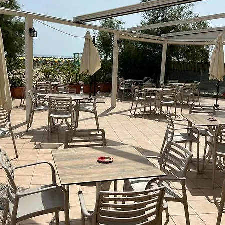 Gabbiano Sul Mare Nuova Gestione Готель 3*