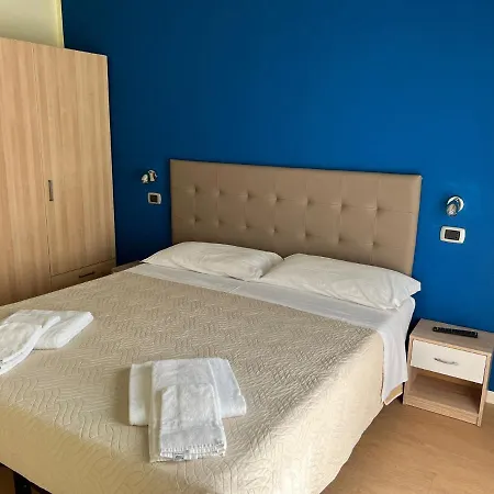Gabbiano Sul Mare Nuova Gestione 3* Белларія-Іджеа-Марина