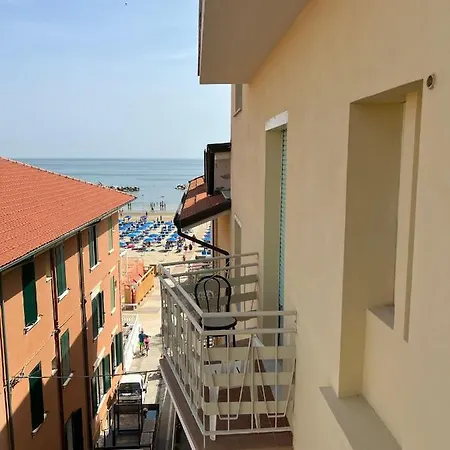 Gabbiano Sul Mare Nuova Gestione Готель