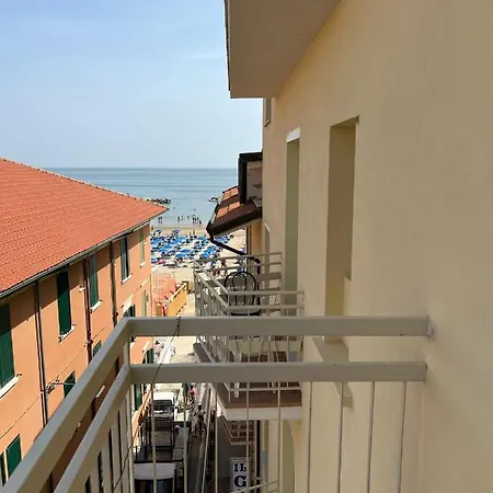 Gabbiano Sul Mare Nuova Gestione Готель 3*