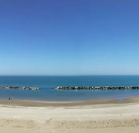 Готель Gabbiano Sul Mare Nuova Gestione 3*